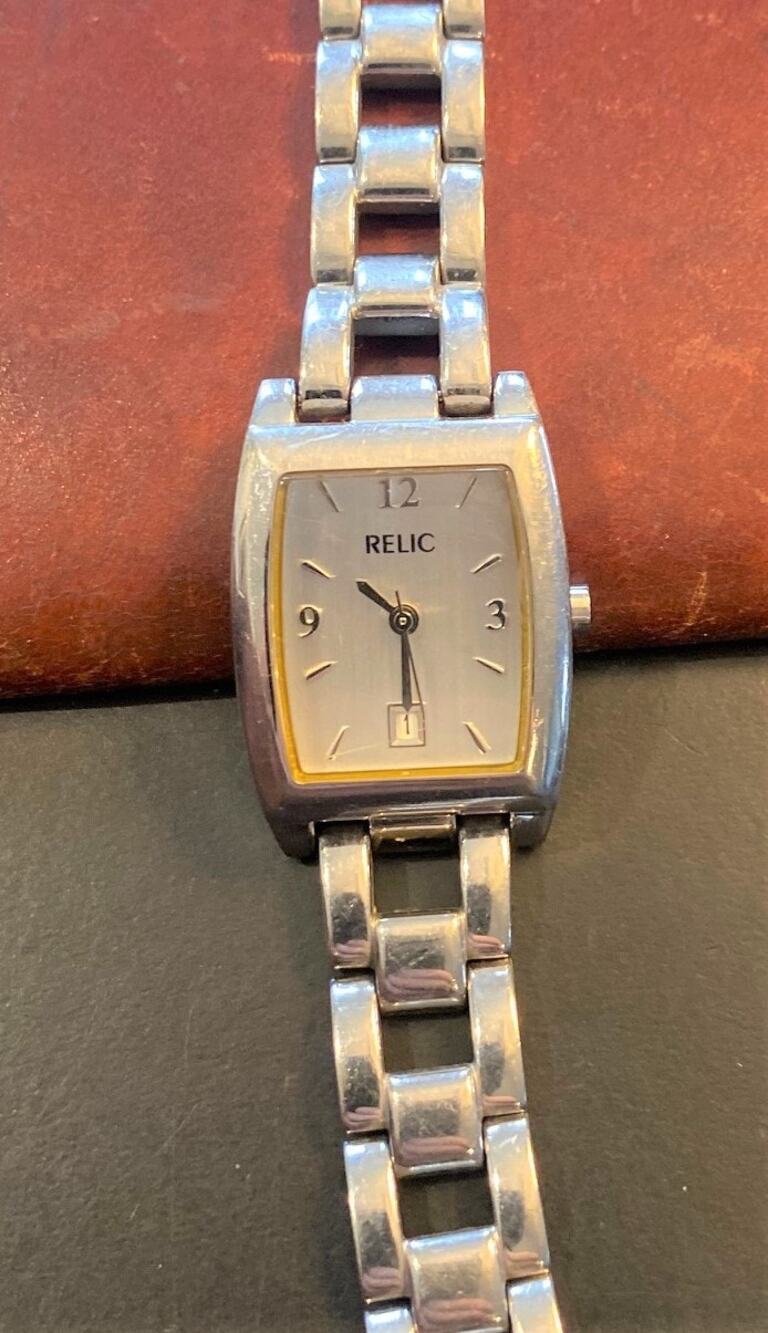 Women's 23mm Silver Tone Relic Watch, Date Window